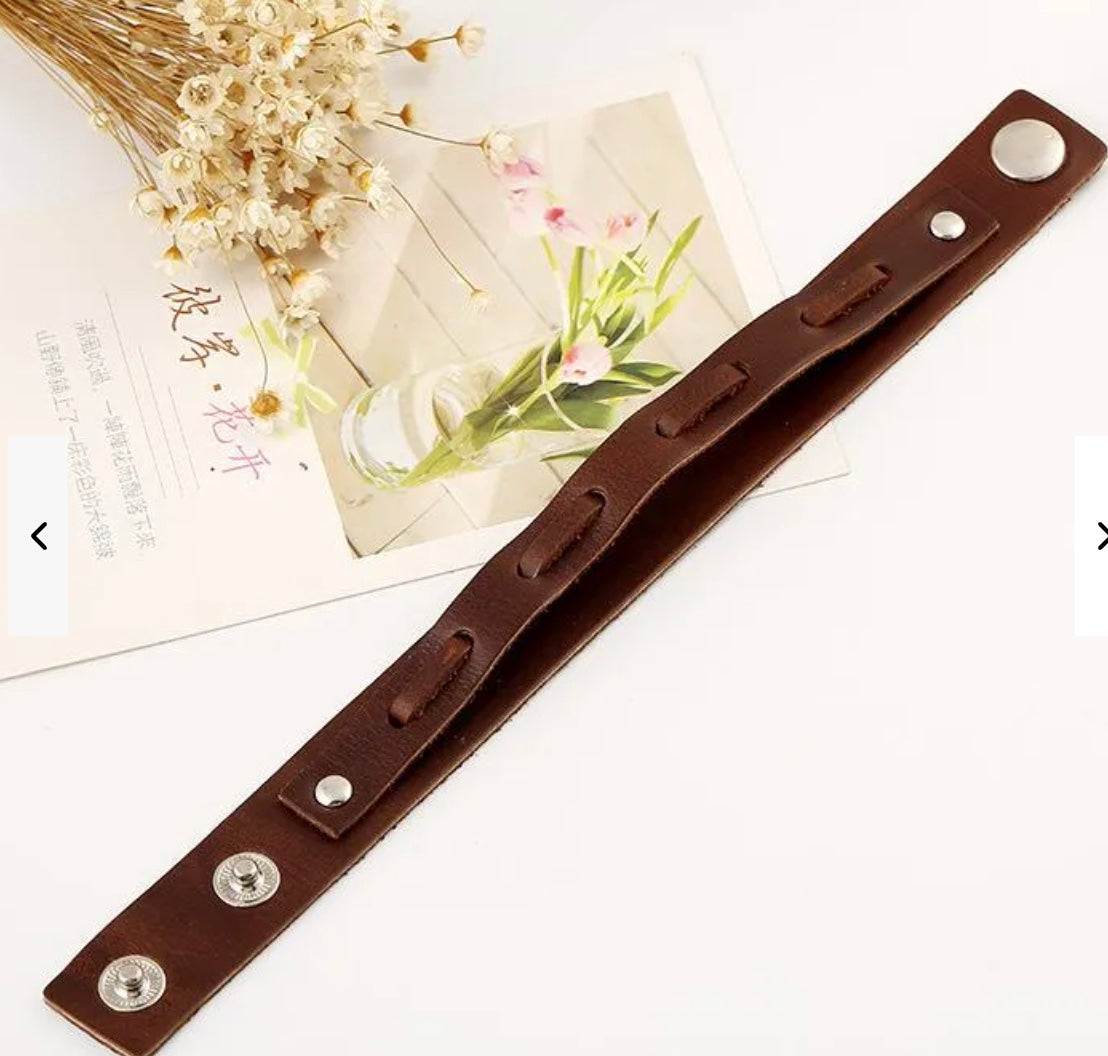Brown Or Black Leather Retro/Punk Unisex Bracelet